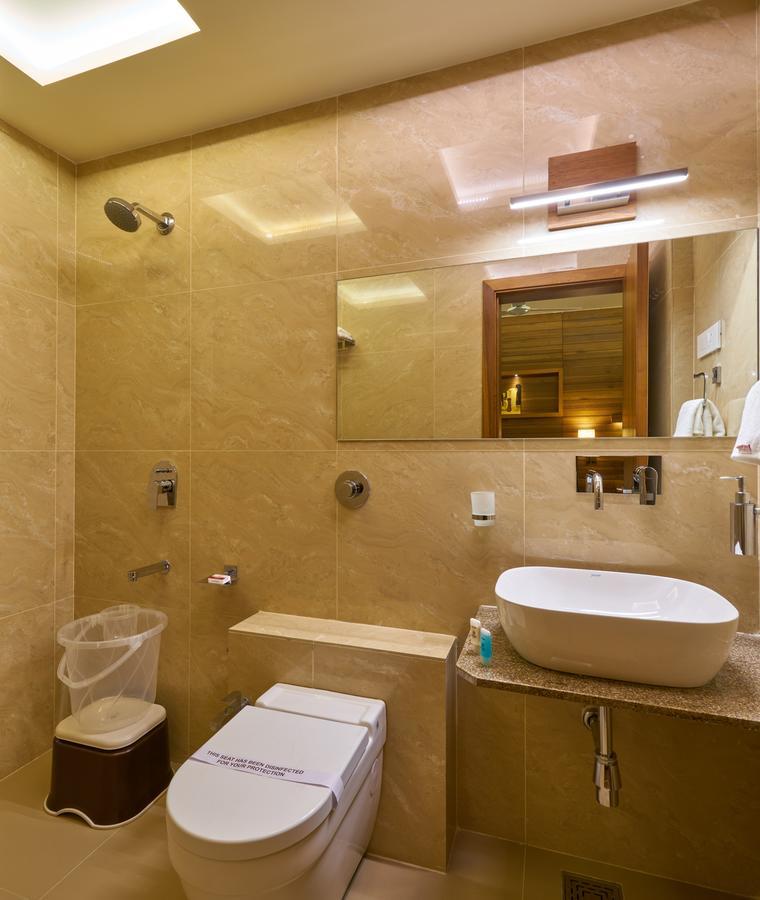 Hotel Atharv Top Rated Business Hotel In Kolhapur Exteriör bild